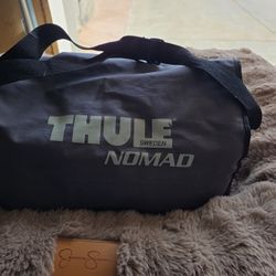 Thule Roof Top Holder For Camping Or Travel