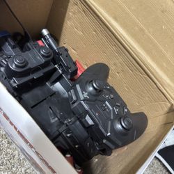 DIY Hand Controlled Gesture Sensing Stunt Remote Control Battle