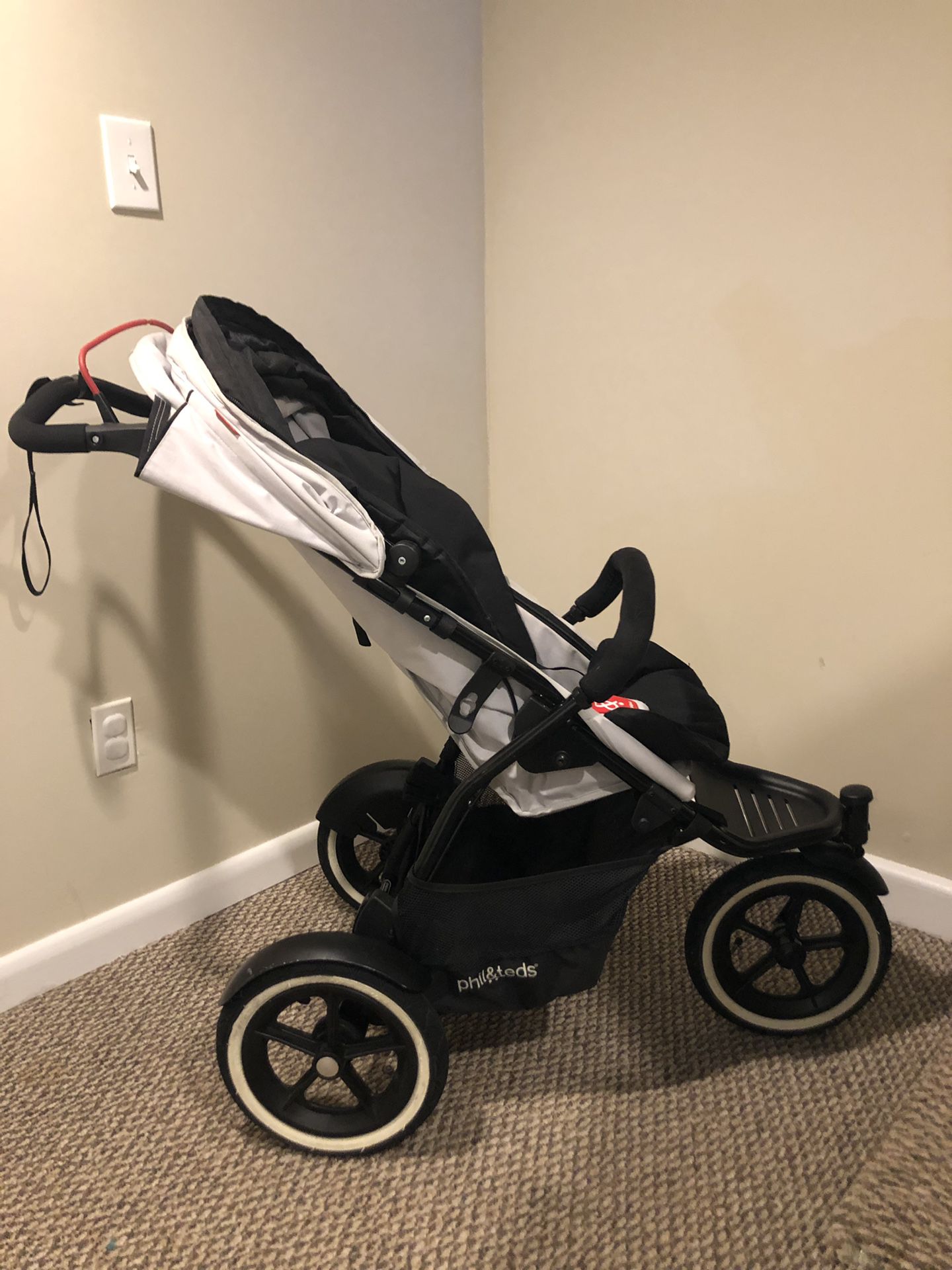Phil & Ted’s double stroller