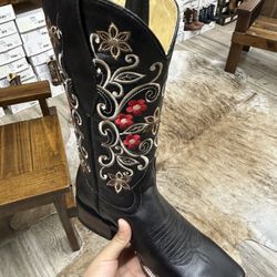 Women Boots