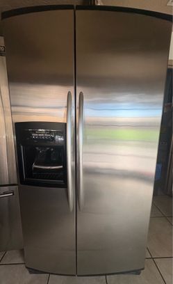 Kitchen Aid Fridge