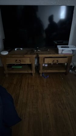Nightstand/ end tables