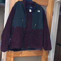 Men’s extra large Northface Denali jacket worn only a few times