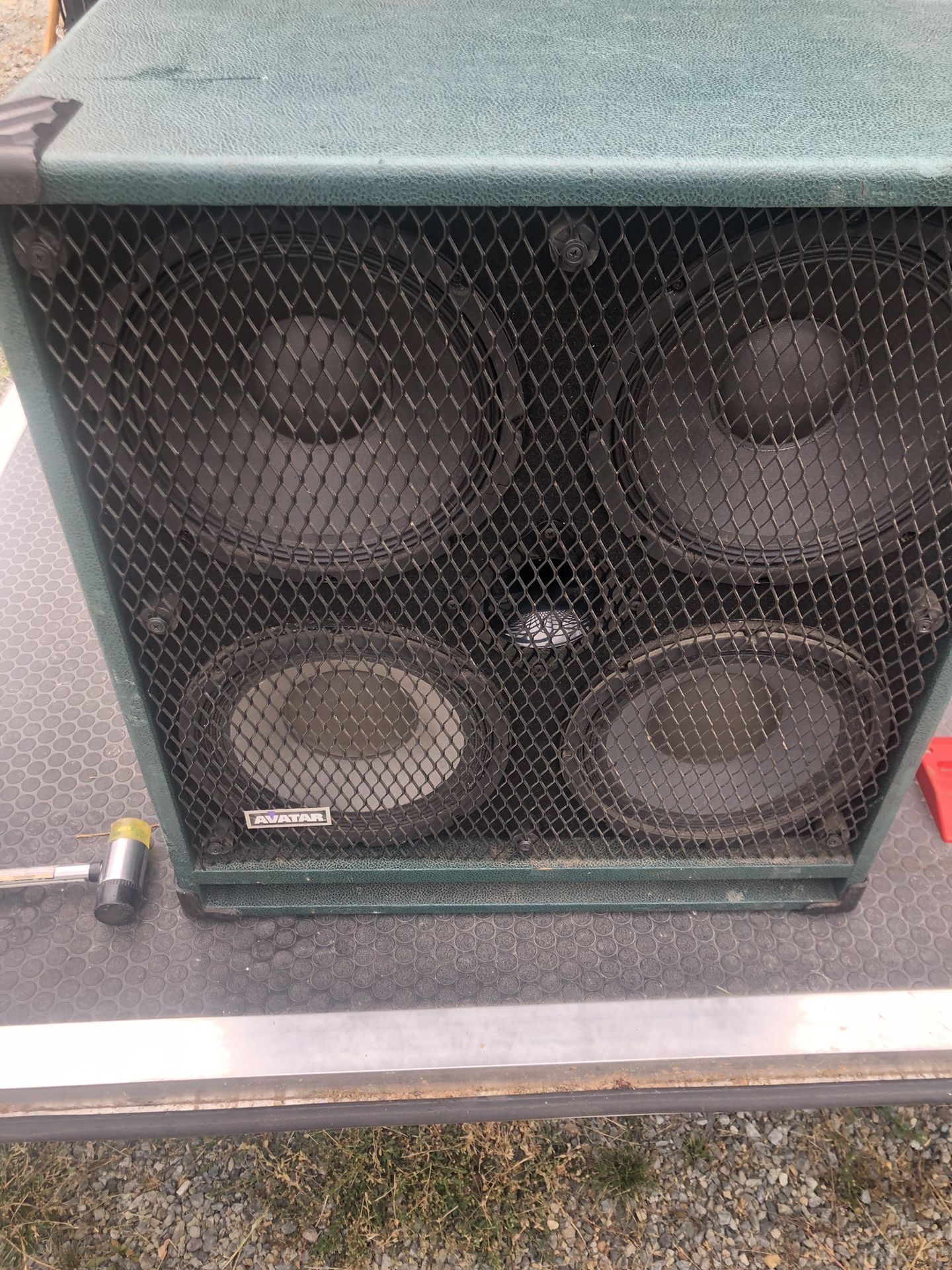 Avatar 4 10” Bass Cabinet W/ Horn