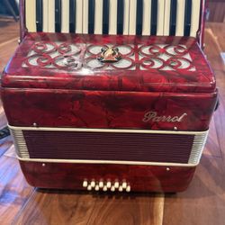 PARROT ACCORDION