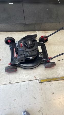 Troy-Bilt Push Lawn Mower with Briggs & Stratton Engine