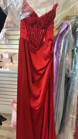 red prom dress