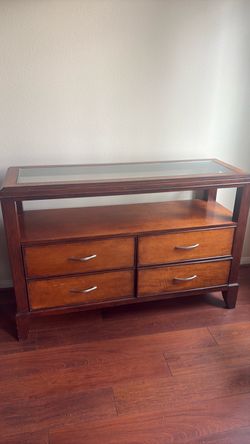 Wood Dresser with Glass Top and 4 Drawers
