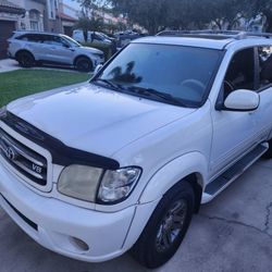 2004 Toyota Sequoia