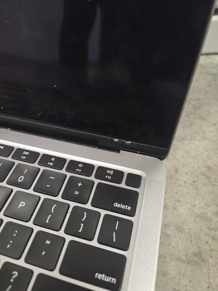 Macbook air 2020 I3