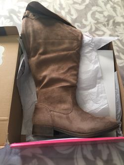 WOMENS BOOTS