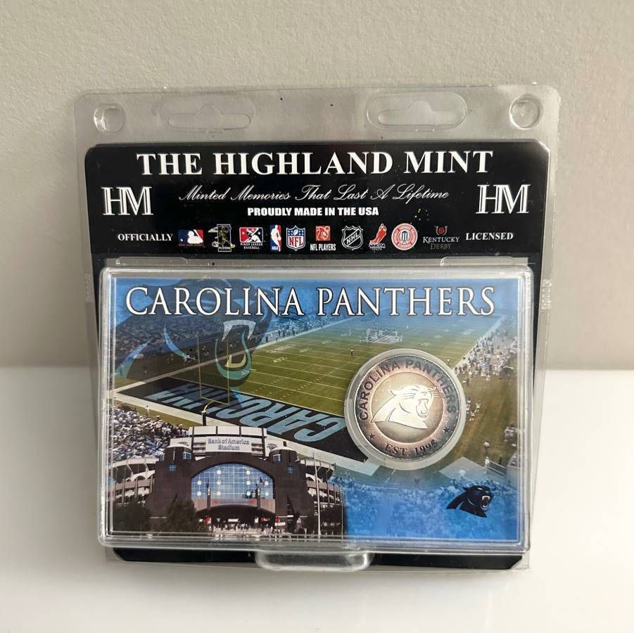 The Highland Mint Carolina Panthers Silver Plated Medallion Coin Logo New Sealed With Stand