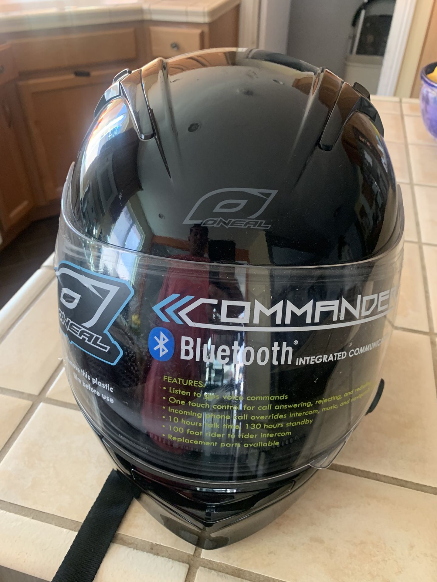 Motorcycle helmet