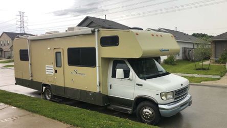 Coachmen Santara Class C Motorhome RV