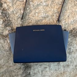 Michael Kors Crossbody Bag