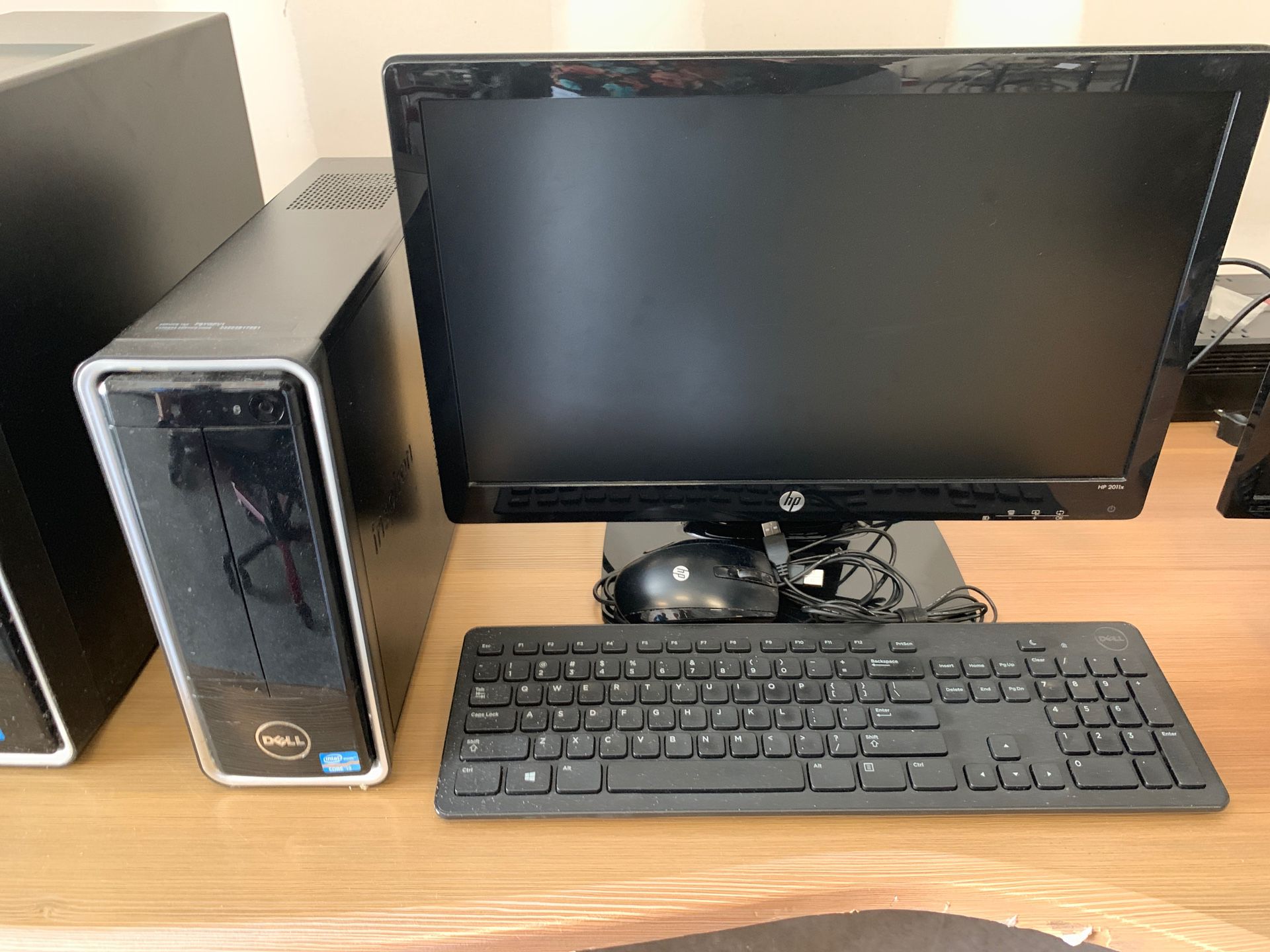 Computer monitor and CPU system with keyboard and mouse