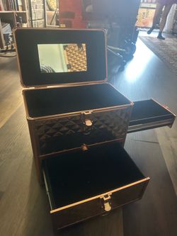 Makeup Train Case Professional Makeup Organizer