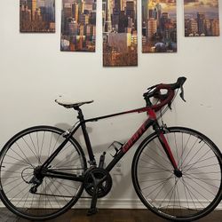 Giant Defy 5 | Medium | Road Bike