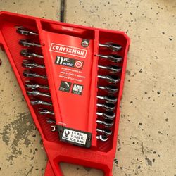 11pc Metric Ratcheting Wrench Set $40 Firm 