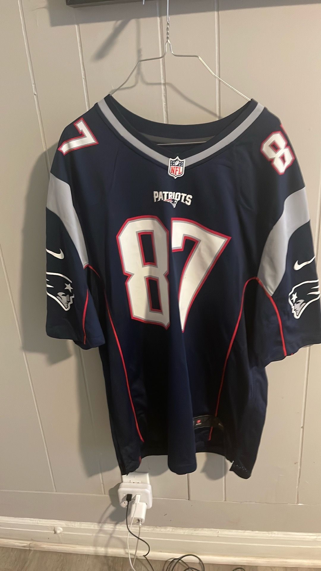 Patriots jersey 87