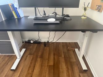 Adjustable Electric Standing Desk