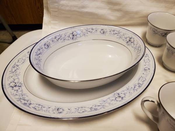 Noritake Dearborn Fine China Sets