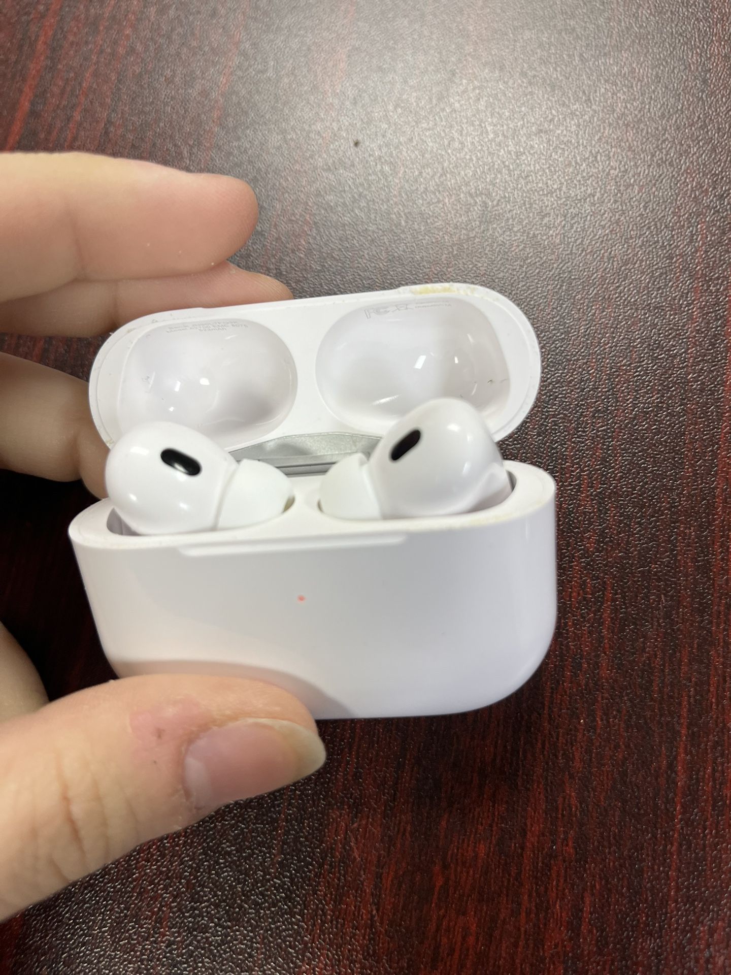 AirPods