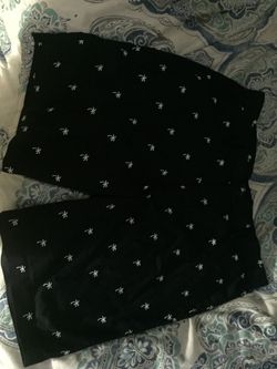 Palm Tree Shorts. Size: 32
