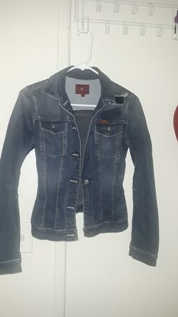 Denim Jean jacket brand seven for all mankind size S. bought 10 years ago, and never weared it thinking one day it will fit.