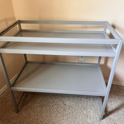 Diaper Changing Table+ Changing Pad ($5)