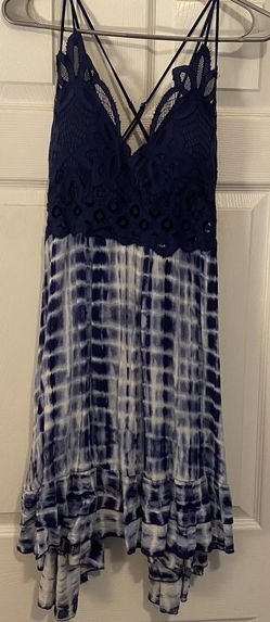 Women’s Sleeveless Dress Size L