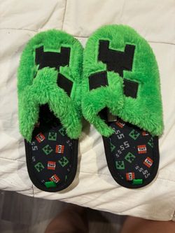 Minecraft Boy slippers