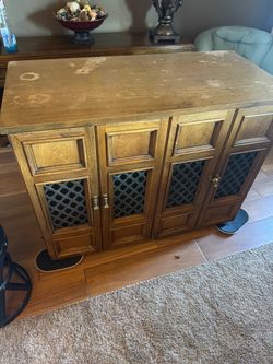 Buffet Table - Pull Out Leaf