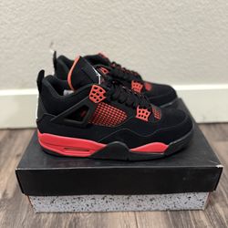 Nike Air Jordan 4 Retro Red Thunder Size 9