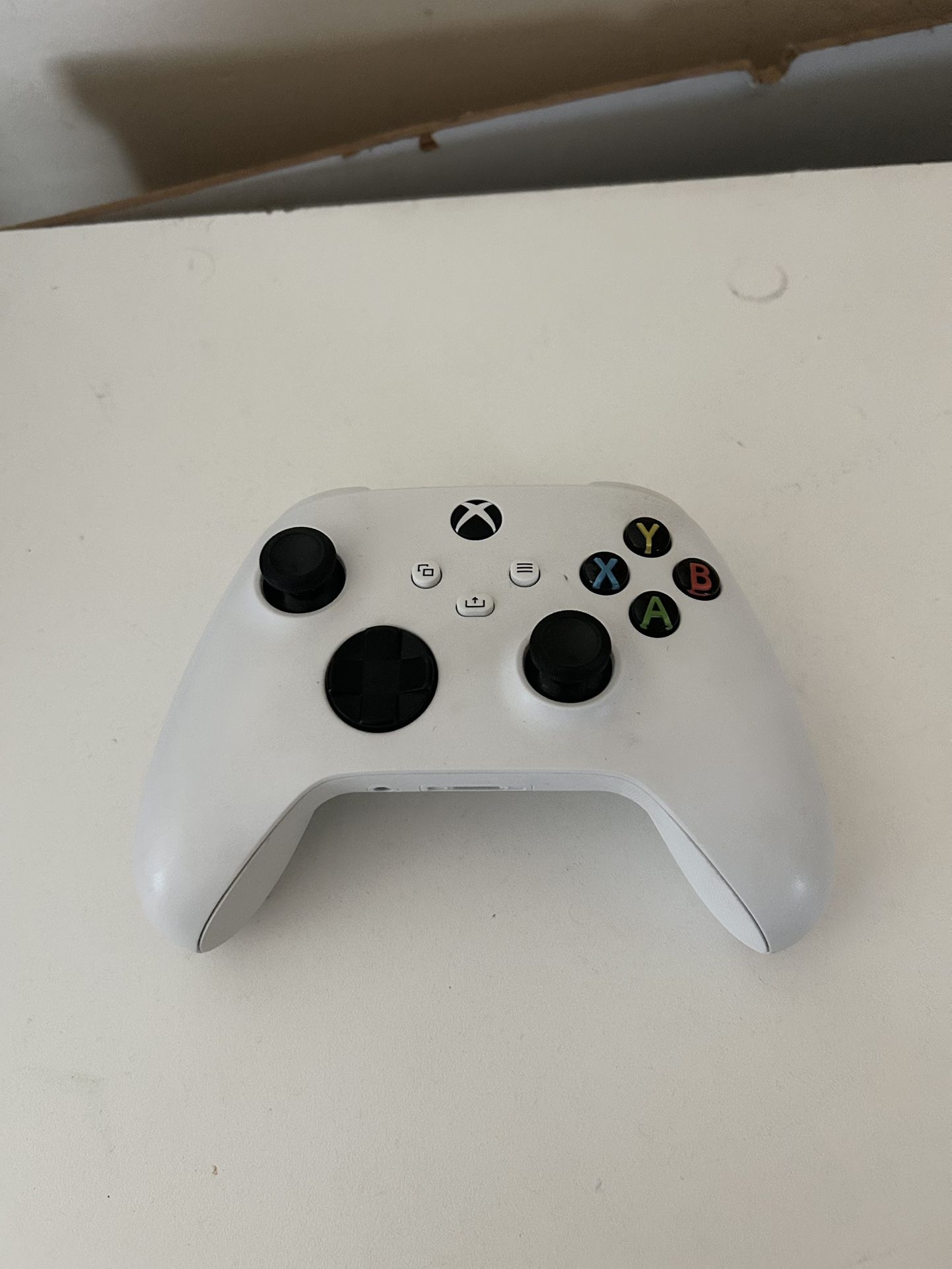 Xbox Wireless Controller (White) – Works Perfectly