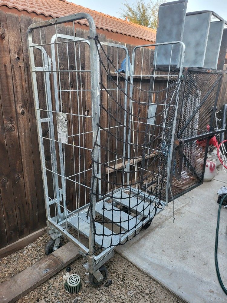 1Bird Cage & 3 Dog Transport cages & Garage Shelves/stands on wheels & 1Big Cargo cage 4your trailer hitch & 1square HD metal roller