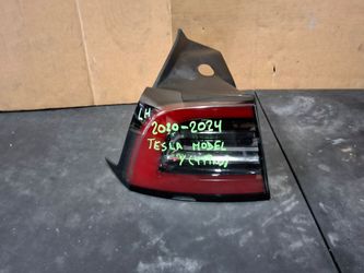 2020-2021-2022-2023-2024 TESLA MODEL Y LEFT SIDE TAIL LIGHT OEM USED #11780