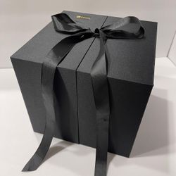 Flower Boxes for Flower Arrangements Or Hat Boxes