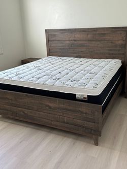 King size Mattress Pillow top new bedframe not included sold separately