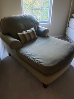 KLAUSSNER Chaise Lounge Chair