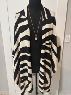 Open front wrap