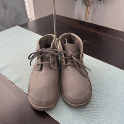 Uggs Gray Lace-Up Shoes size 10