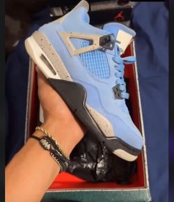 University Blue Jordan 4s