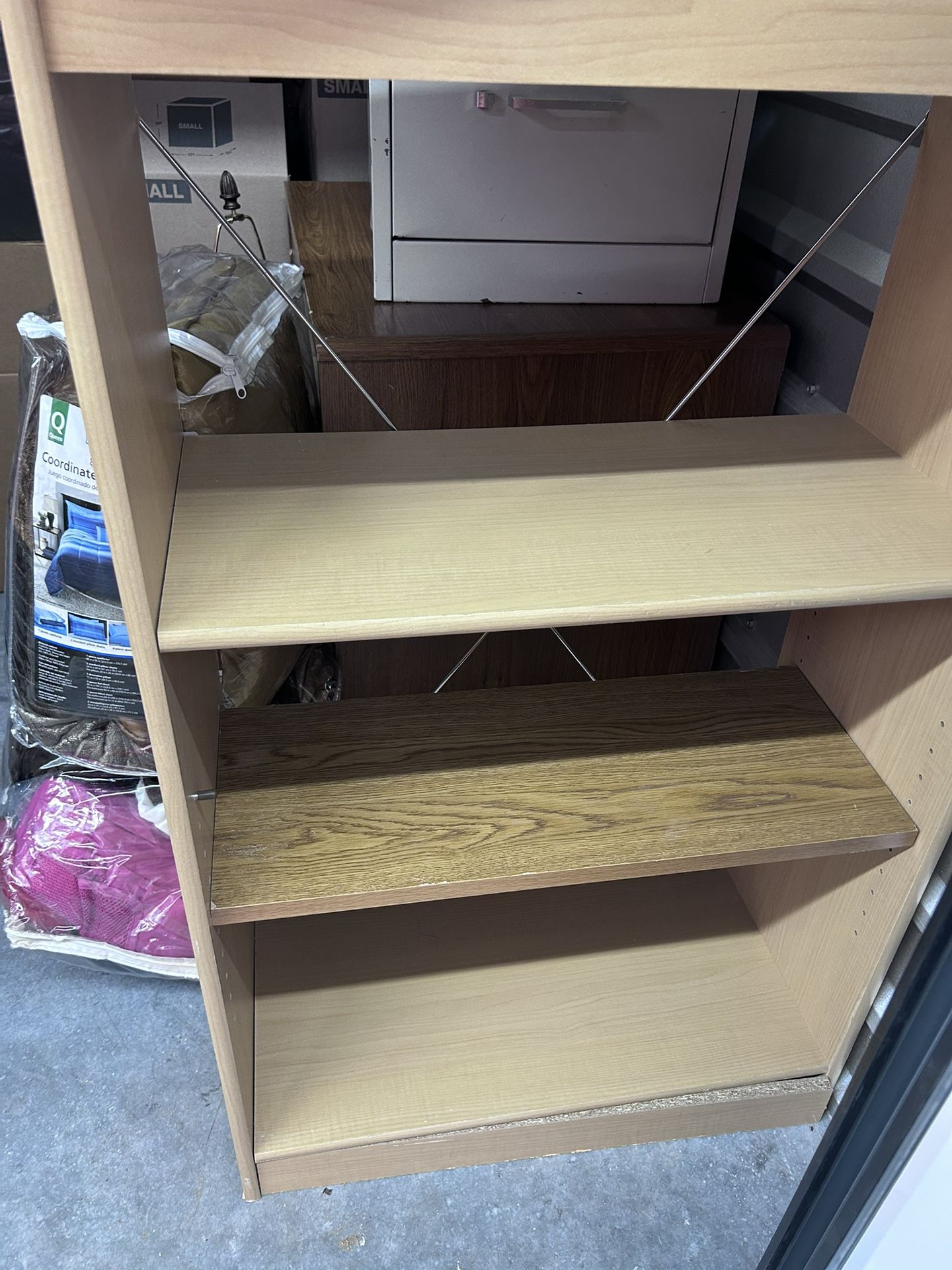 Bookshelf 