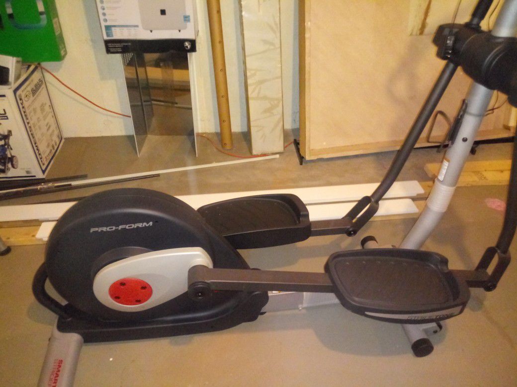 Pro form smart strider- elliptical machine