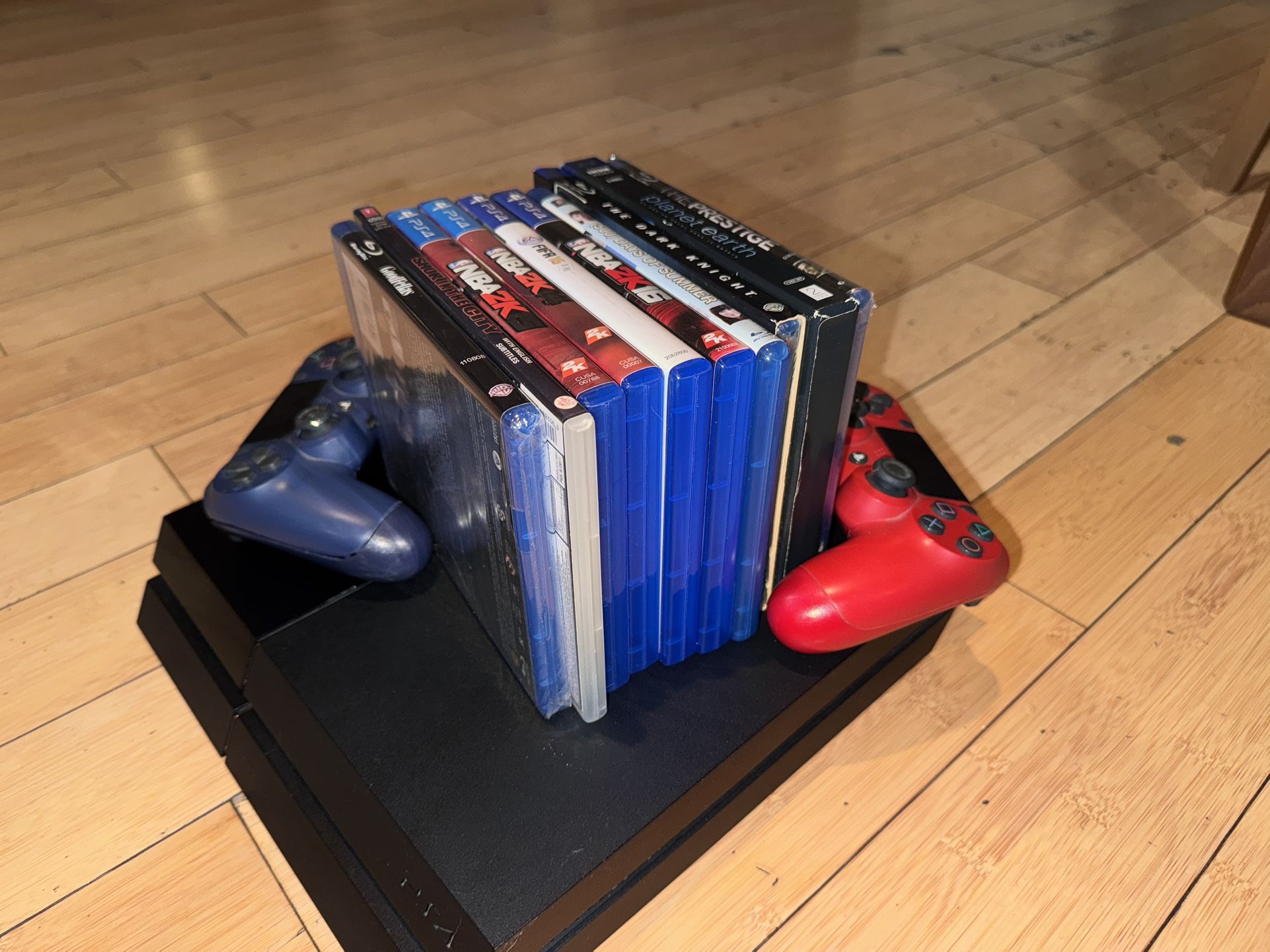 PlayStation 4 - PS4 1TB 2 Controller