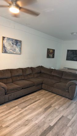 Brown Sectional w/ Ottoman MUST GO