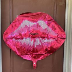 Red Lips Foil Balloon.