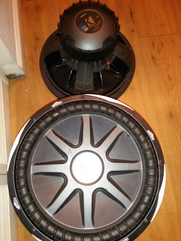 Kicker CVX 15 Dual 4 ohm voice coils 15" subs