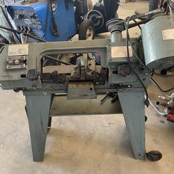 Band saw